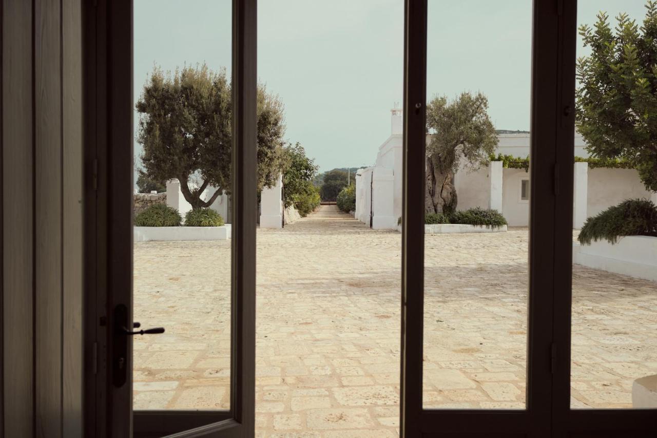 Masseria Le Carrube 奥斯图尼 外观 照片