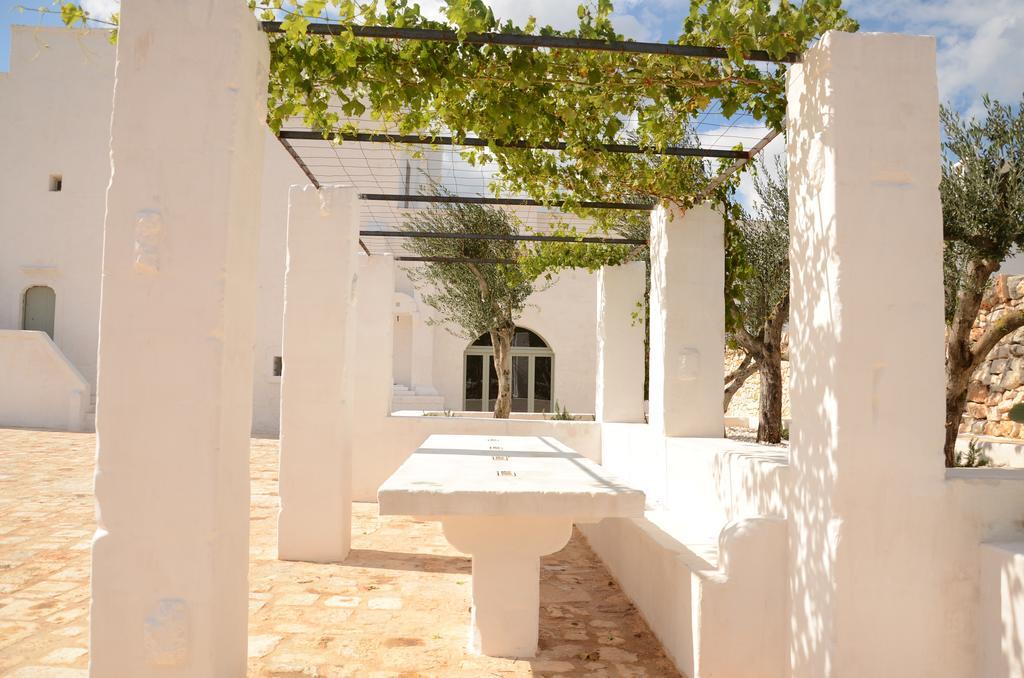 Masseria Le Carrube 奥斯图尼 外观 照片