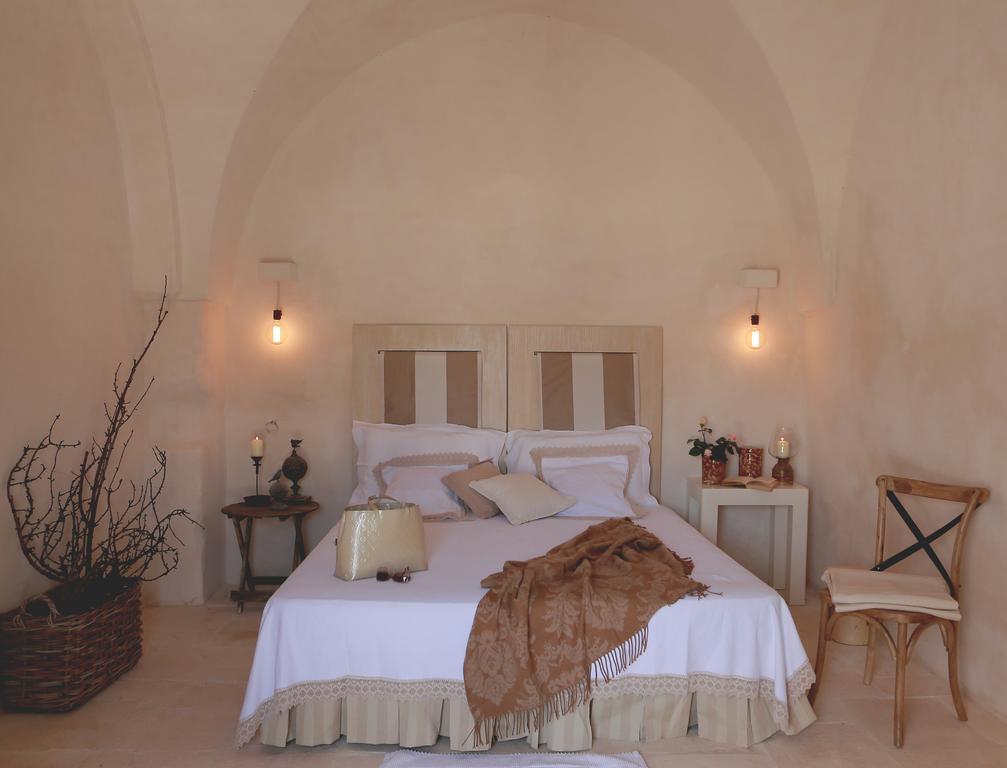 Masseria Le Carrube 奥斯图尼 客房 照片